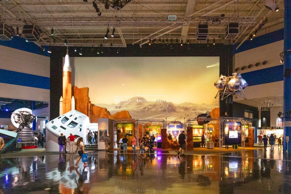 nasa-space-center-houston-004