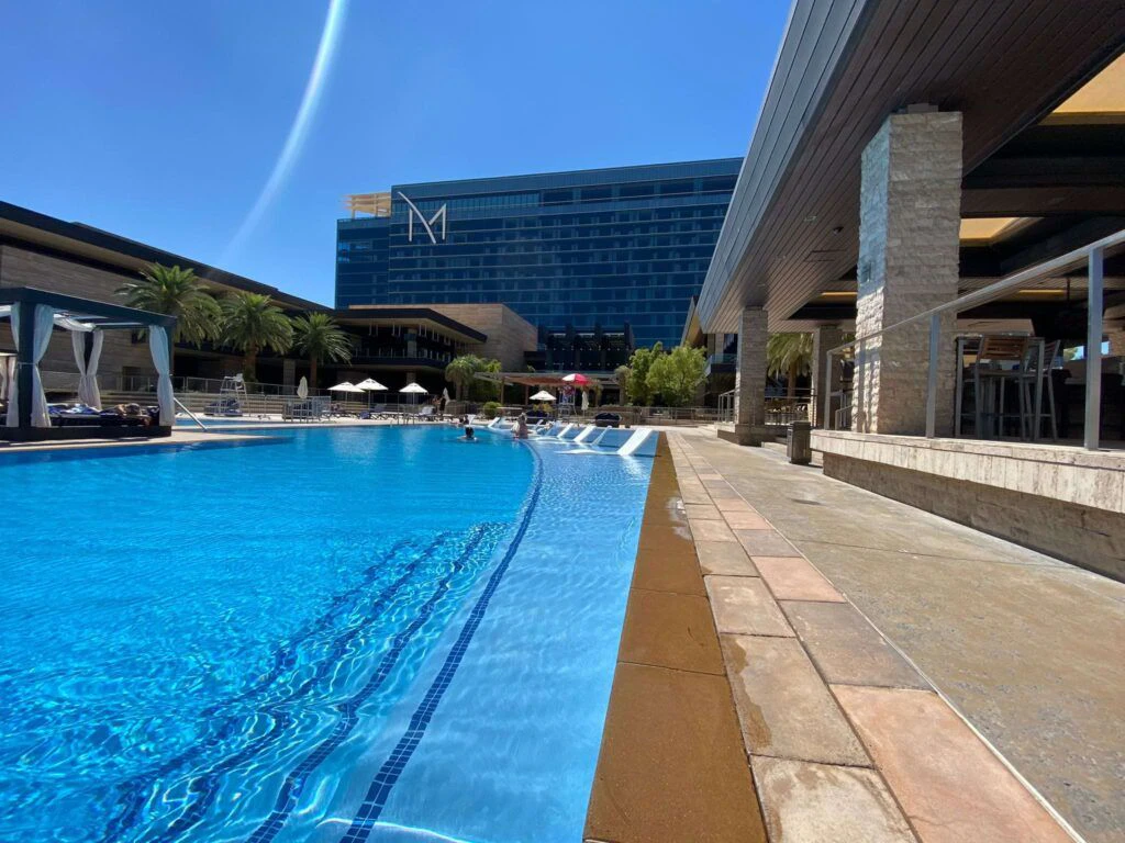 m-resort-spa-and-casino-003