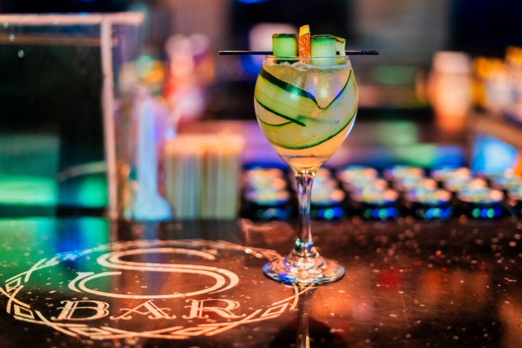 senorial-bar-019