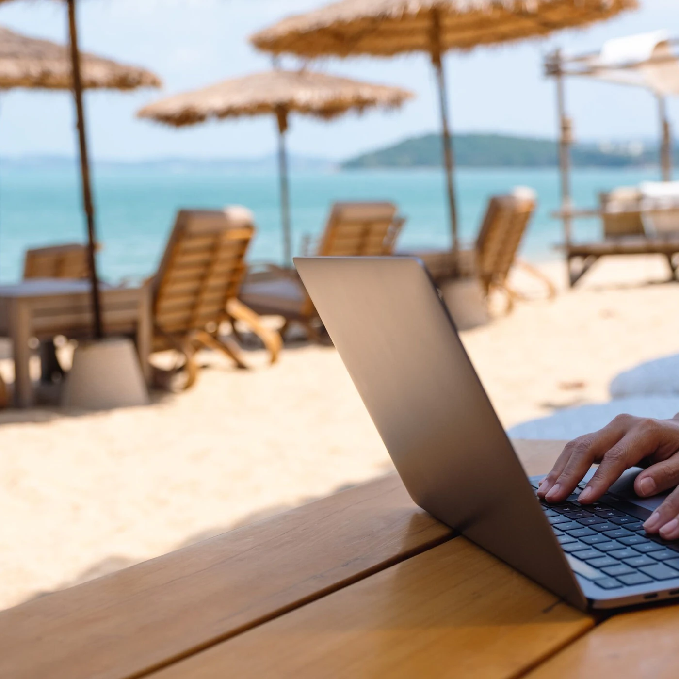 4-ways-ai-can-impact-vacation-rental-management-hero