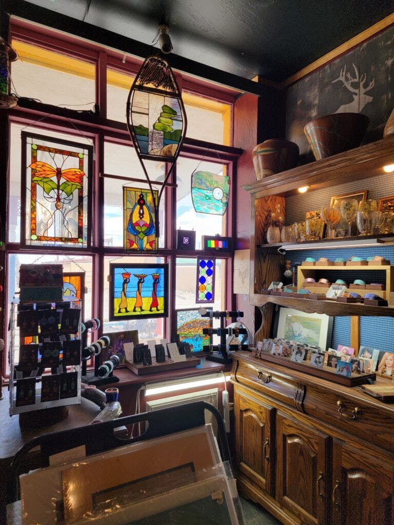 mountain-sun-arts-003