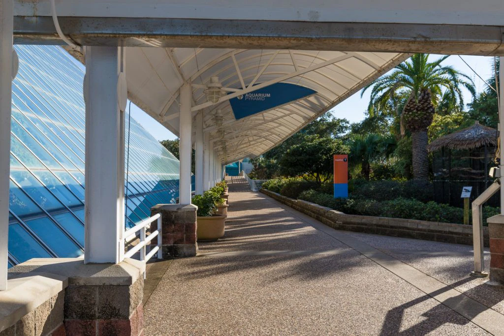 moody-gardens-pyramids-032