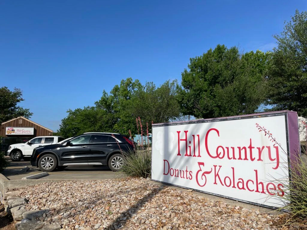 hill-country-donuts-and-kolaches-011