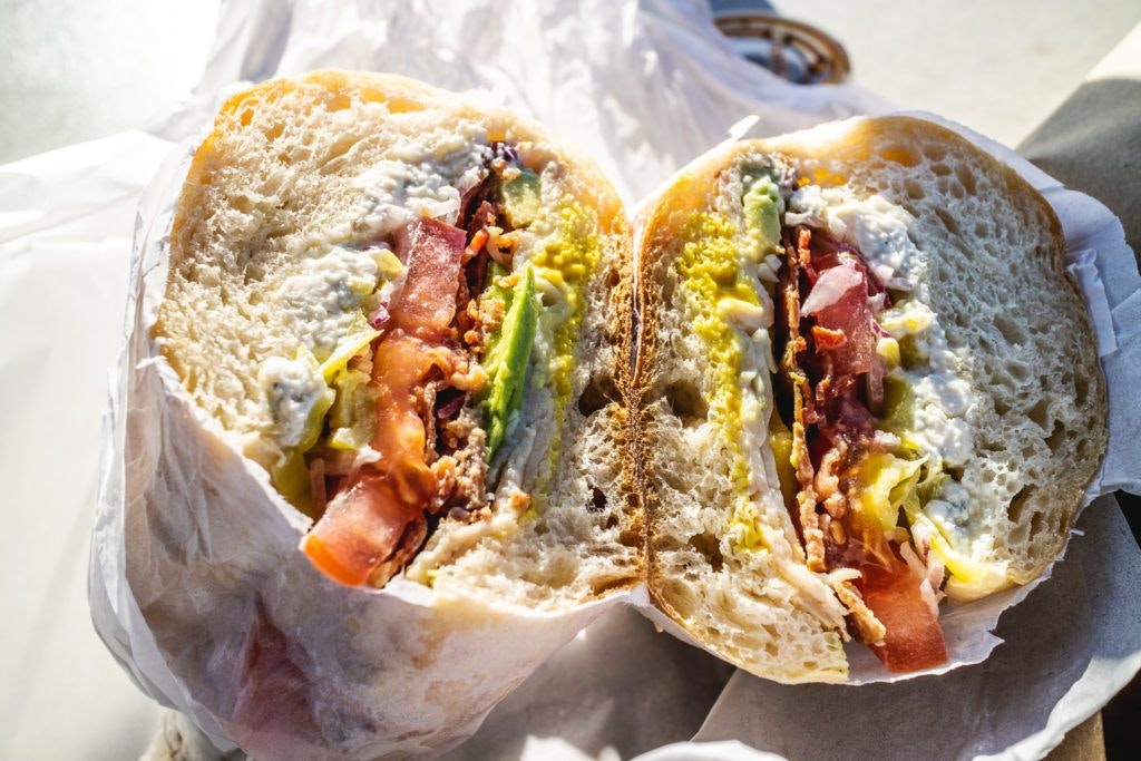 hole-in-the-wall-great-sandwiches-015