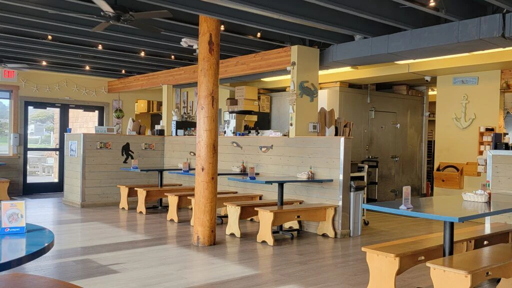 mo-s-seafood-and-restaurant-001