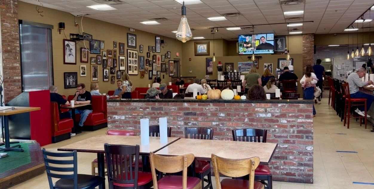 Arnold's Country Kitchen 2.jpeg