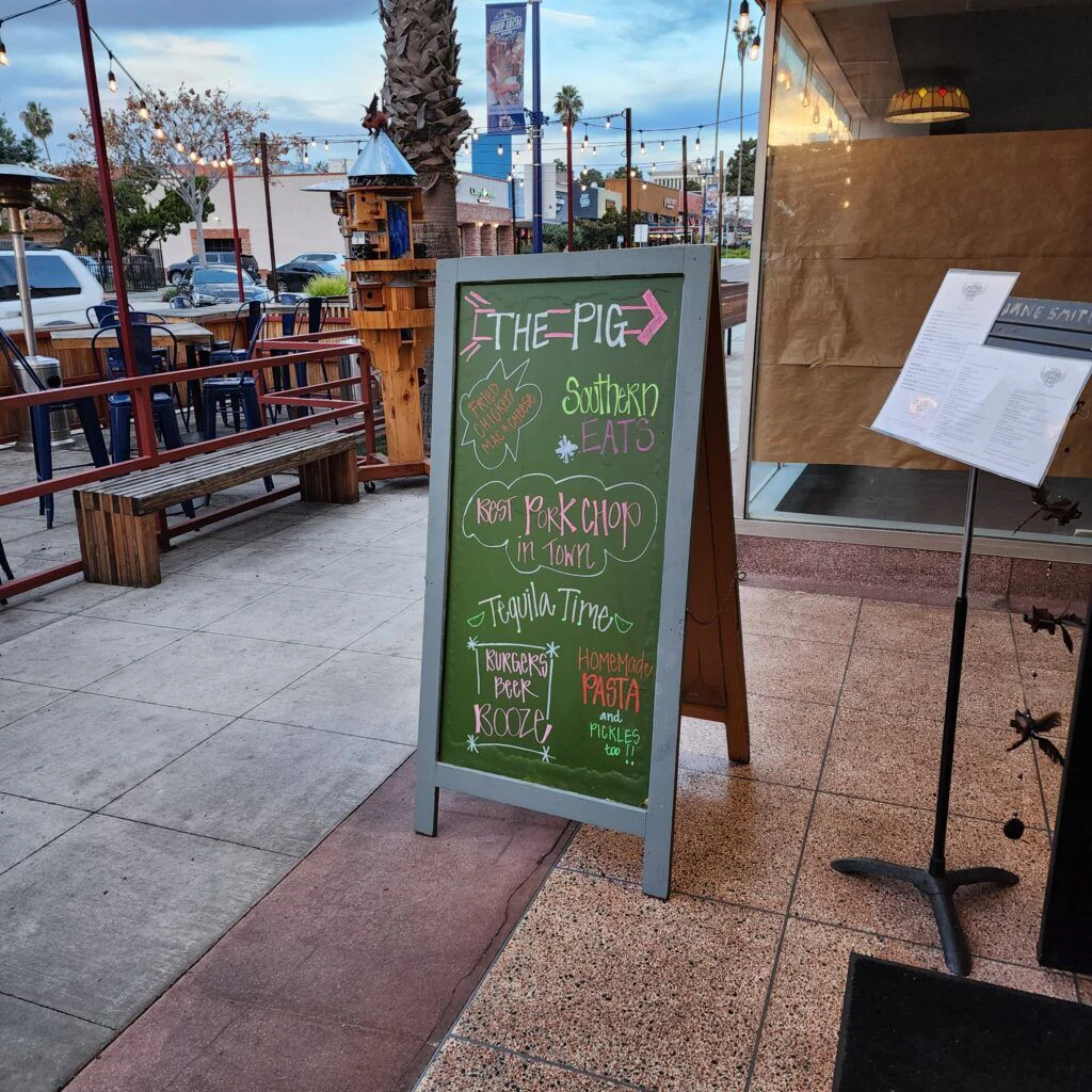 flying-pig-pub-and-kitchen-011