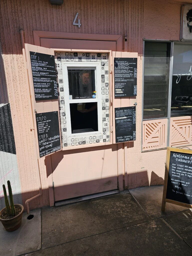 gabino-s-creperie-002