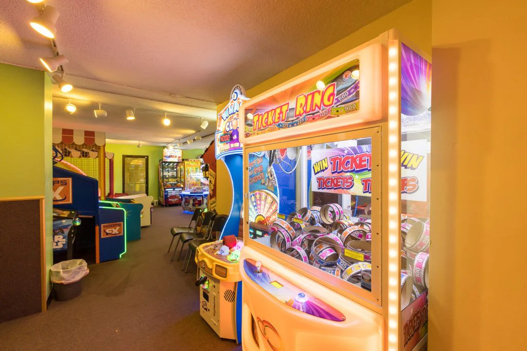 fun-n-games-arcade-005