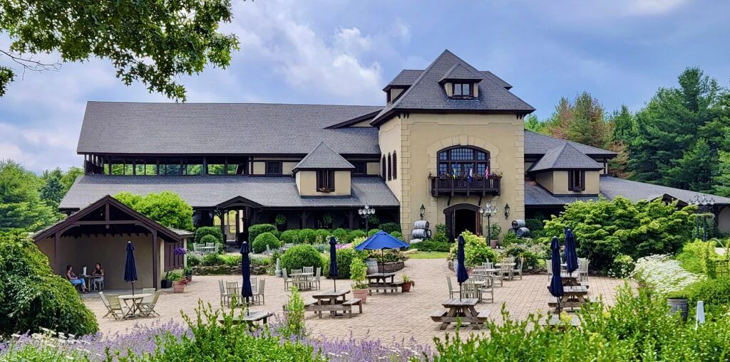 chateau-morrisette-winery-003