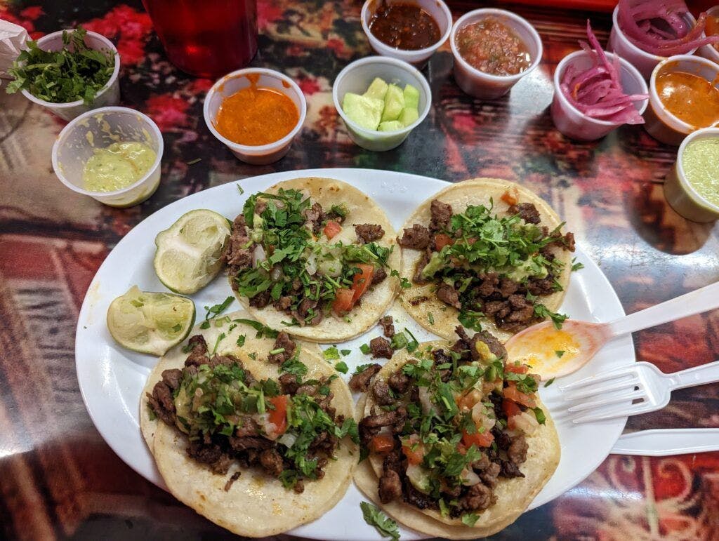 mercado-la-perla-002