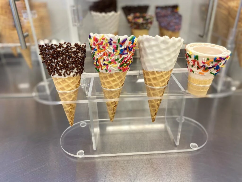 hershey-ice-cream-and-acai-cafe-004