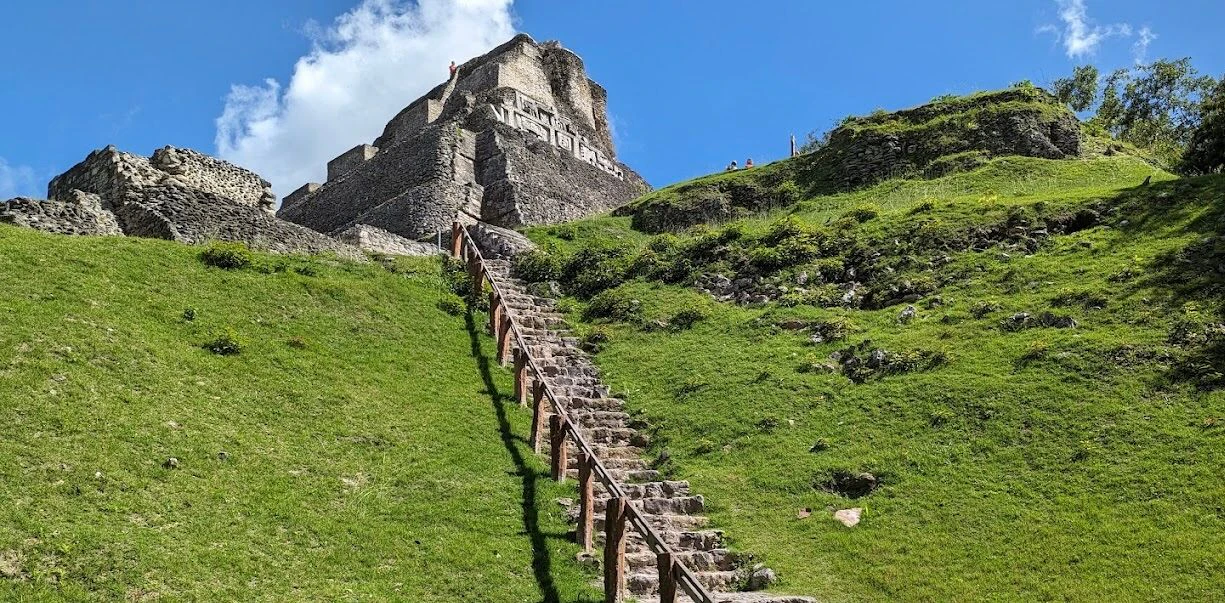 Xunantunich 1.jpeg