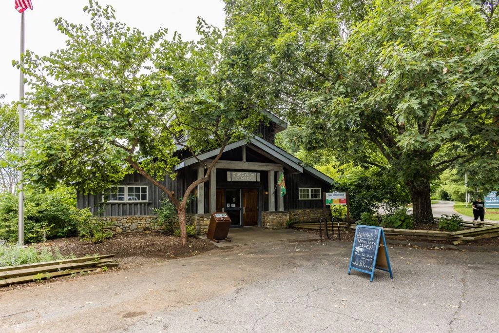 mill-mountain-wildflower-garden-004