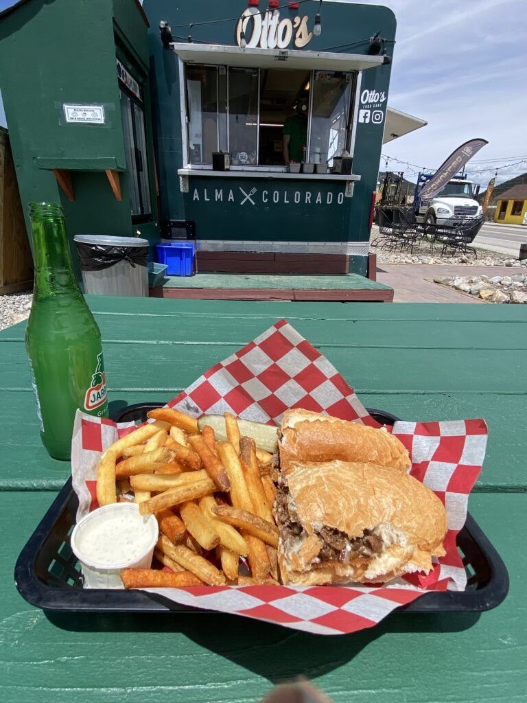 otto-s-food-cart-003