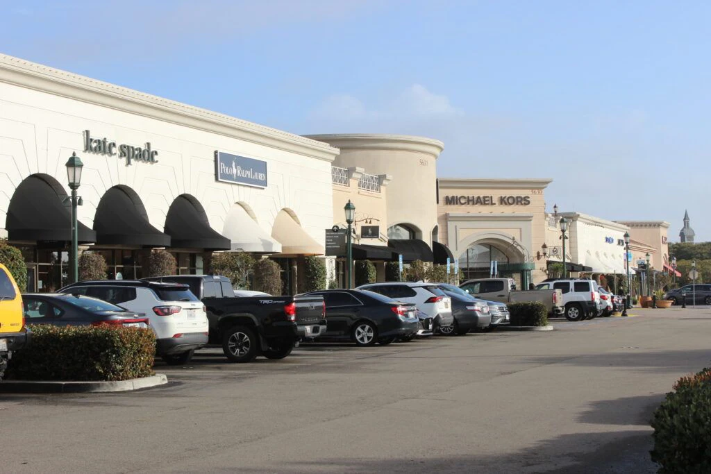 carlsbad-premium-outlets-003