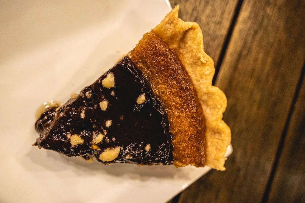 slice-of-humboldt-pie-and-local-cider-bar-008