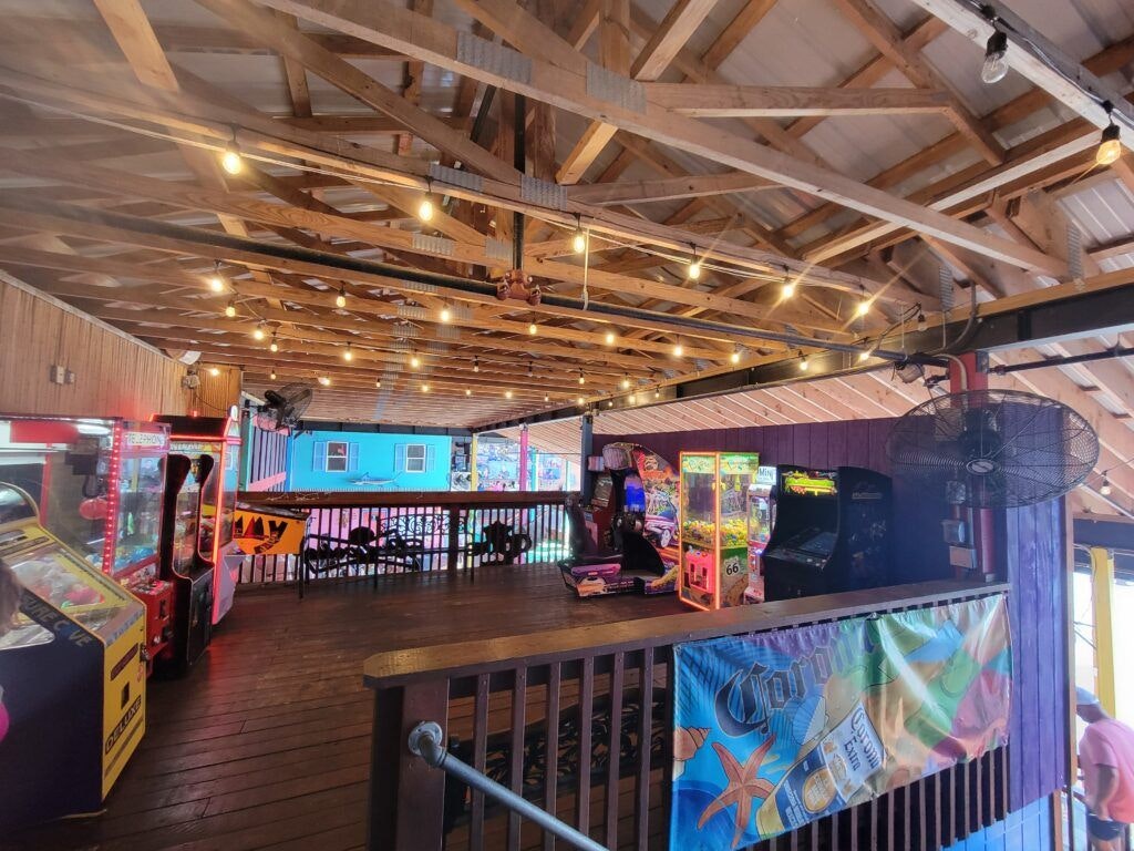 paradise-tropical-restaurant-and-bar-001