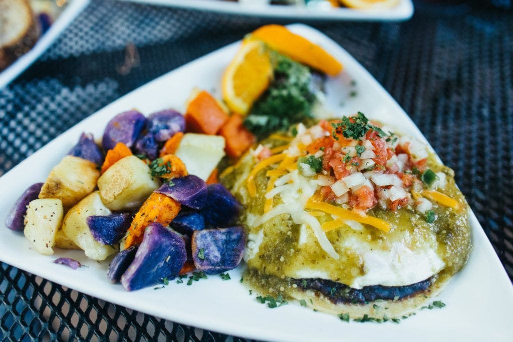 secret-garden-cafe-at-tlaquepaque-006