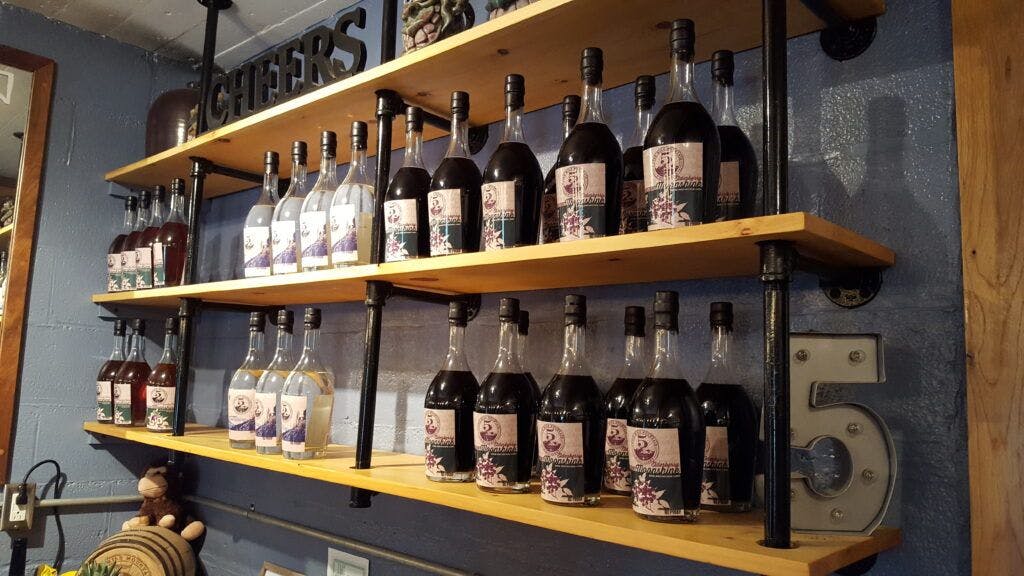 5-mile-mountain-distillery-003