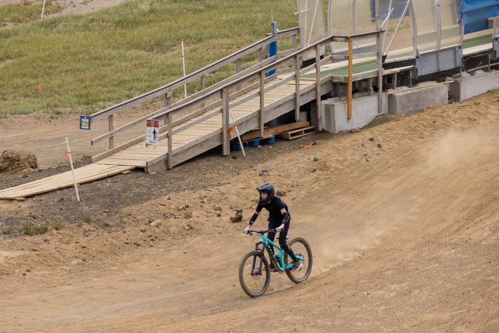 mt-bachelor-ski-and-summer-resort-010