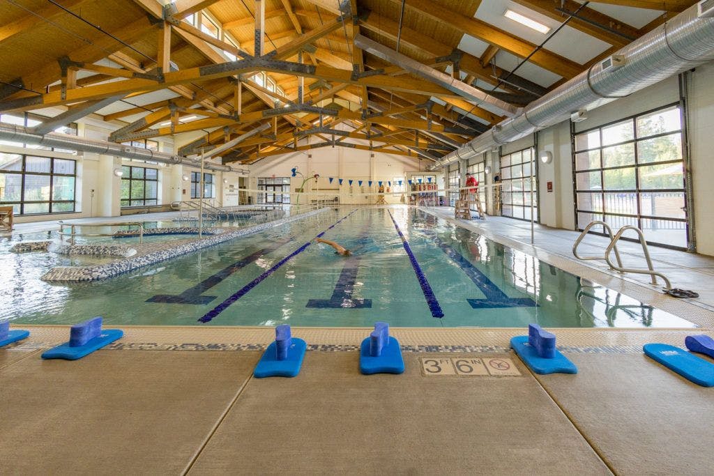 sharc-sunriver-homeowners-aquatic-and-recreation-center-040