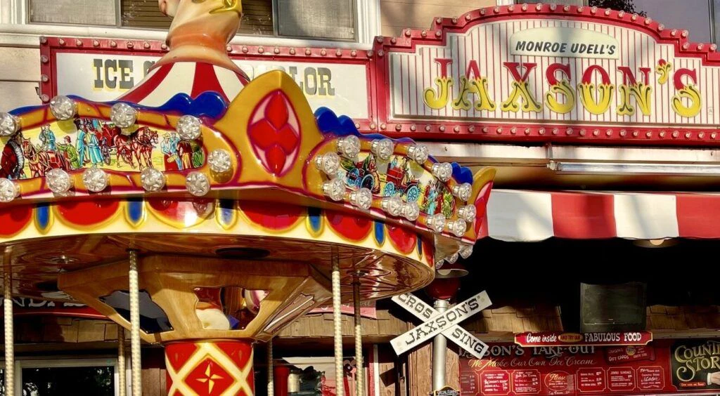 jaxson-s-ice-cream-parlor-and-restaurant-001