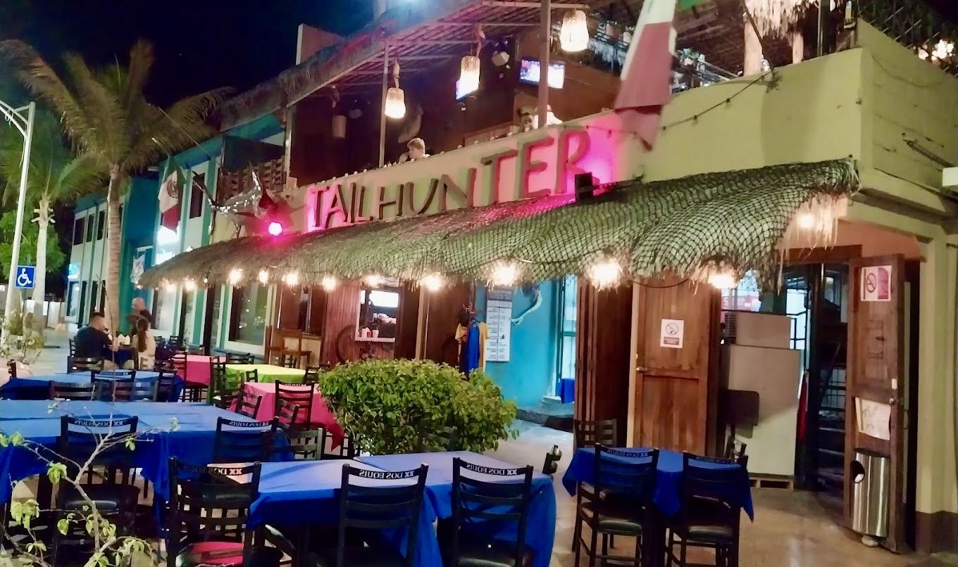 Tailhunter Restaurant 02.jpg