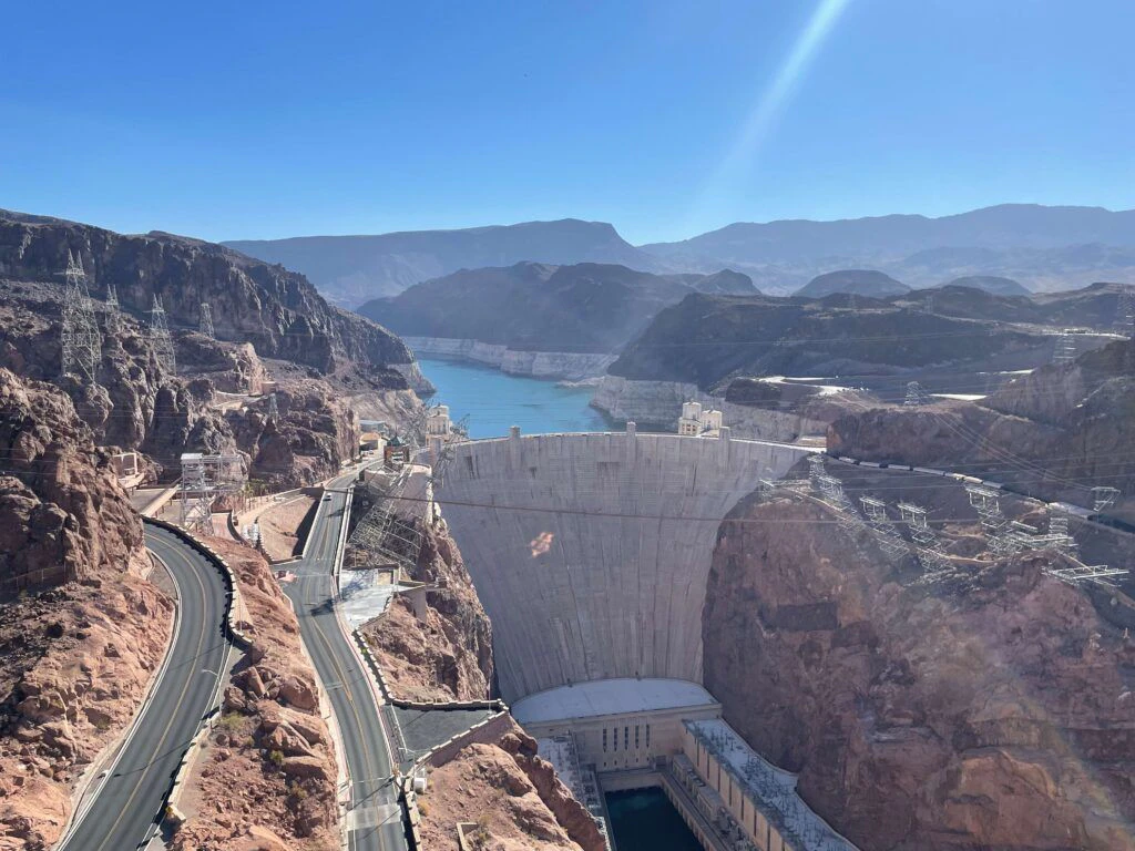 hoover-dam-visitor-center-001