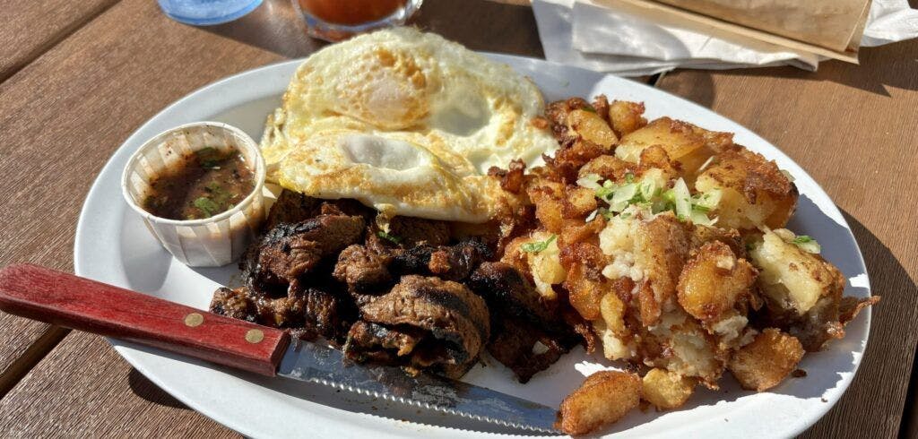 shoreline-beach-cafe-003