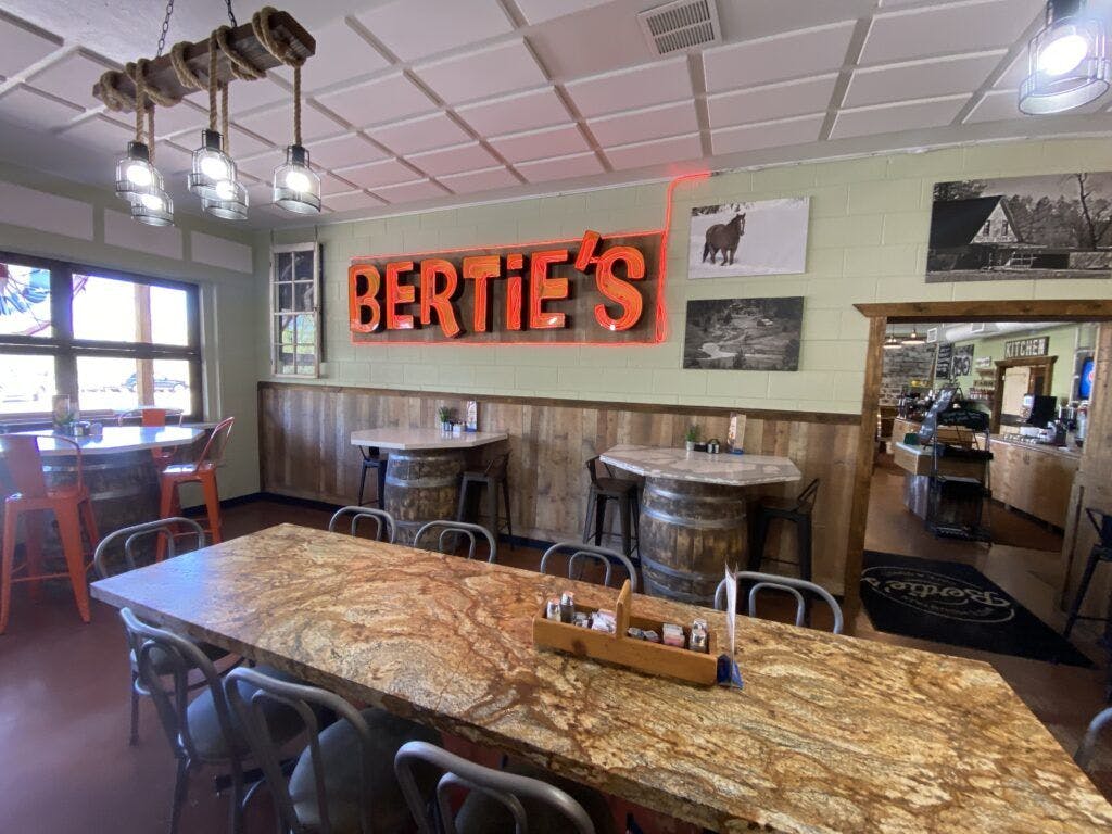 berties-white-mountain-cafe-donuts-001