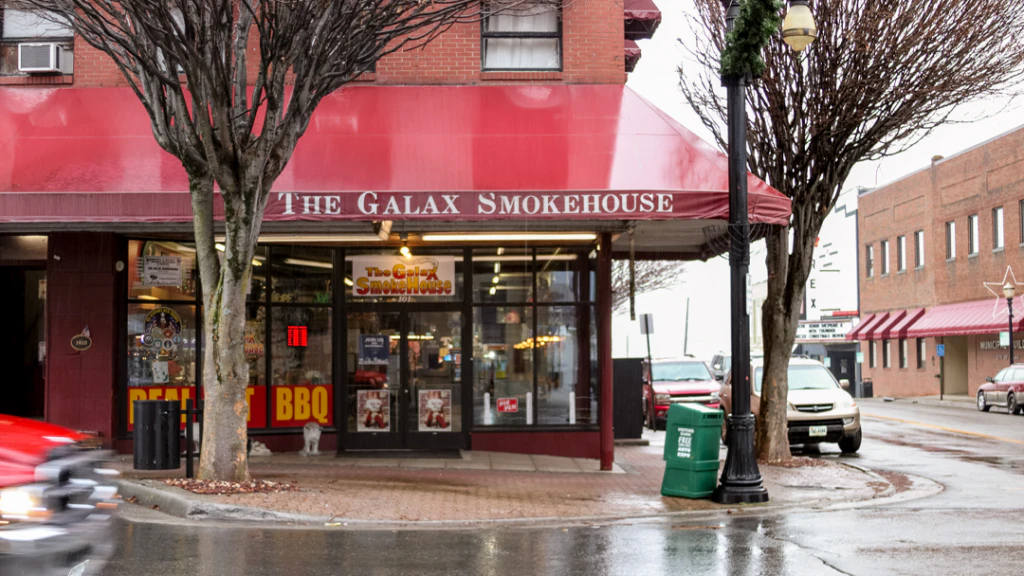 the-galax-smokehouse-001