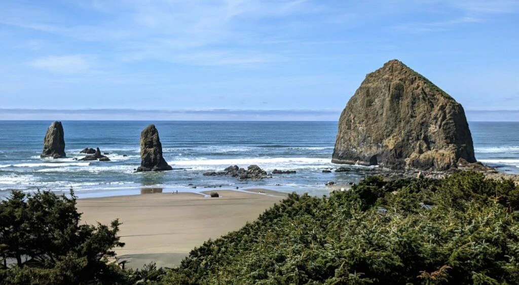 haystack-rock-oregon-001