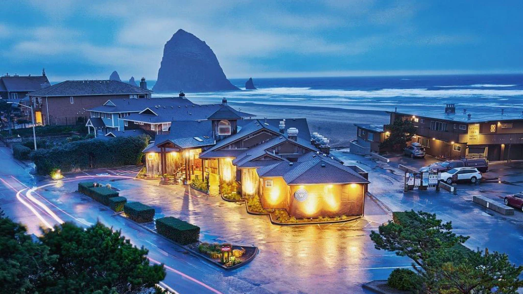 the-wayfarer-restaurant-and-lounge-001