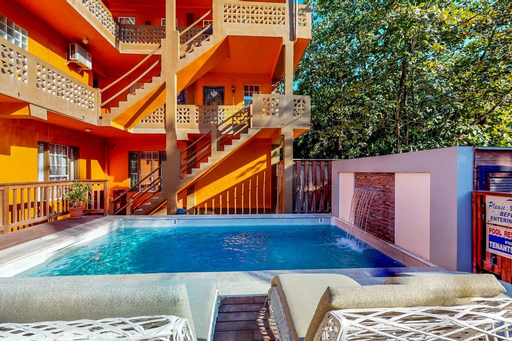 Hummingbird Suites