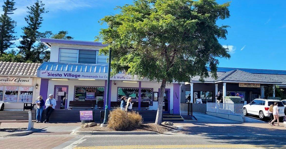 Siesta Key Village 3.jpeg