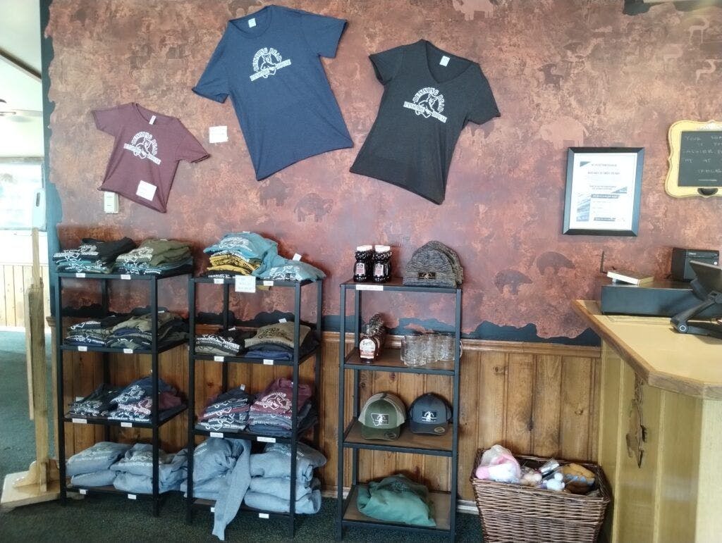 running-bear-pancake-house-004