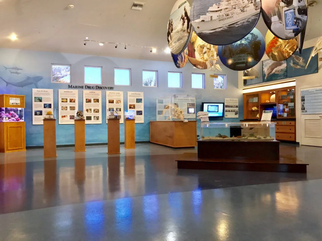 fau-harbor-branch-ocean-discovery-visitors-center-001