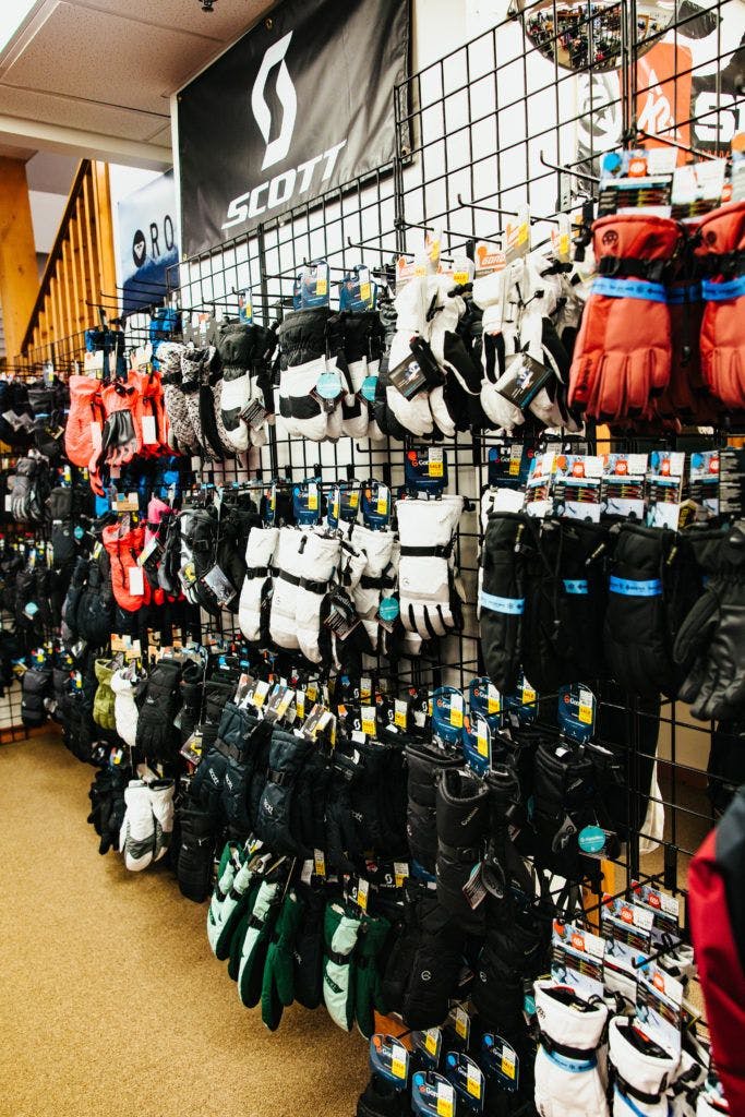 the-ski-barn-and-snow-creek-mountain-sports-021