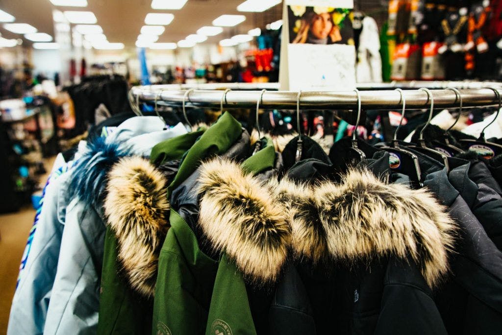 the-ski-barn-and-snow-creek-mountain-sports-008