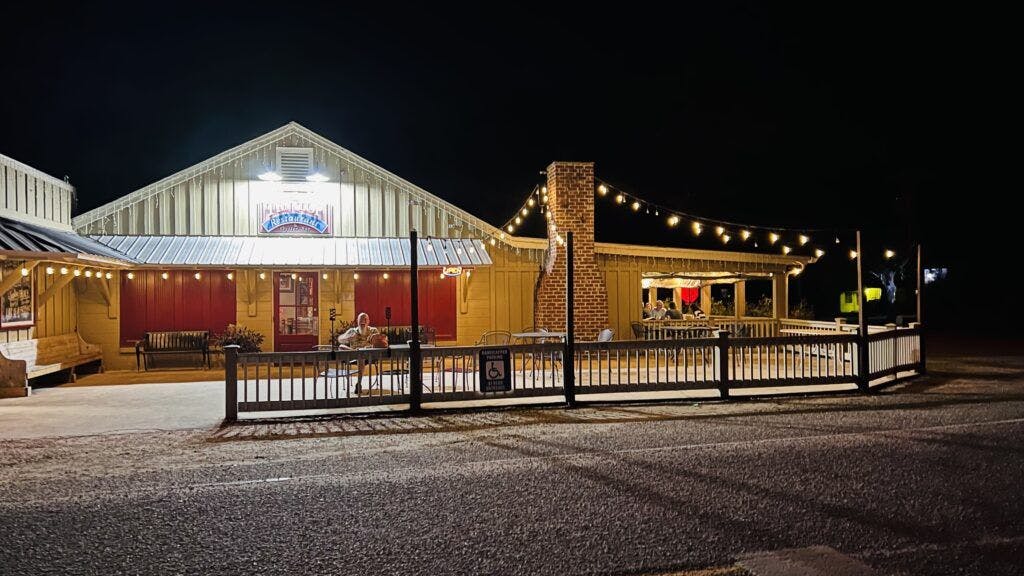 The Tin Top Restaurant & Oyster Bar