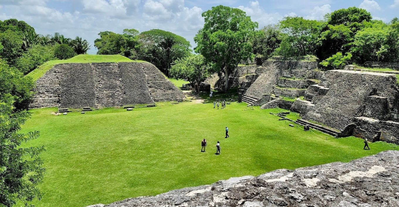 Xunantunich 2.jpeg