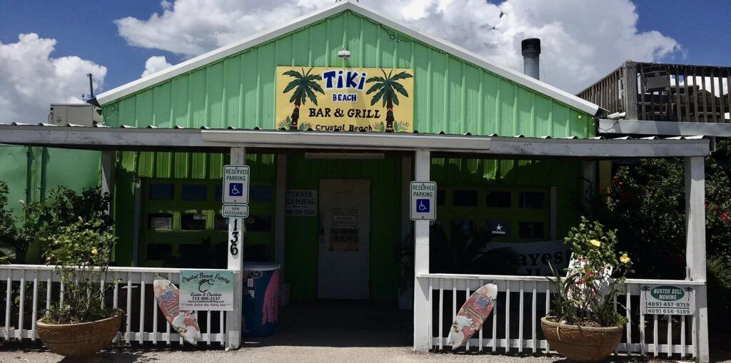 tiki-beach-bar-and-grill-001