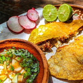 Birrieria Los Mezquites