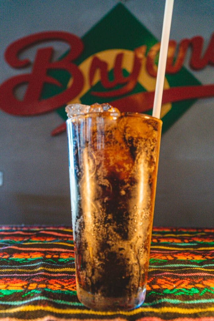 bryan-s-sports-bar-014