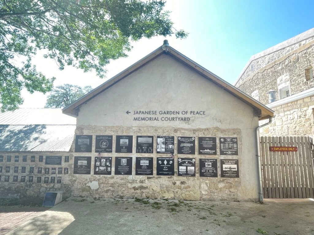 japanese-garden-of-peace-007