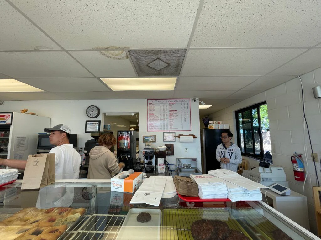 hill-country-donuts-and-kolaches-003