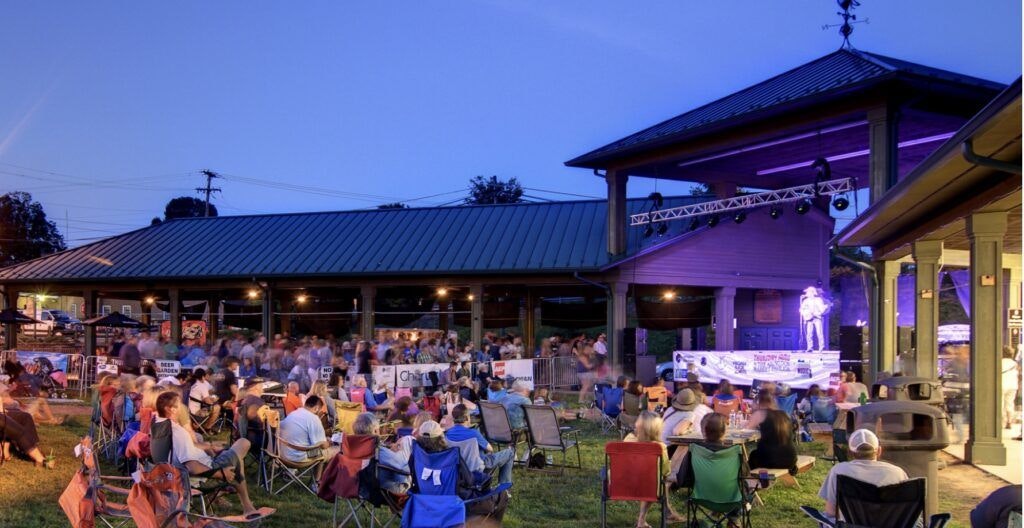 the-crooked-road-002