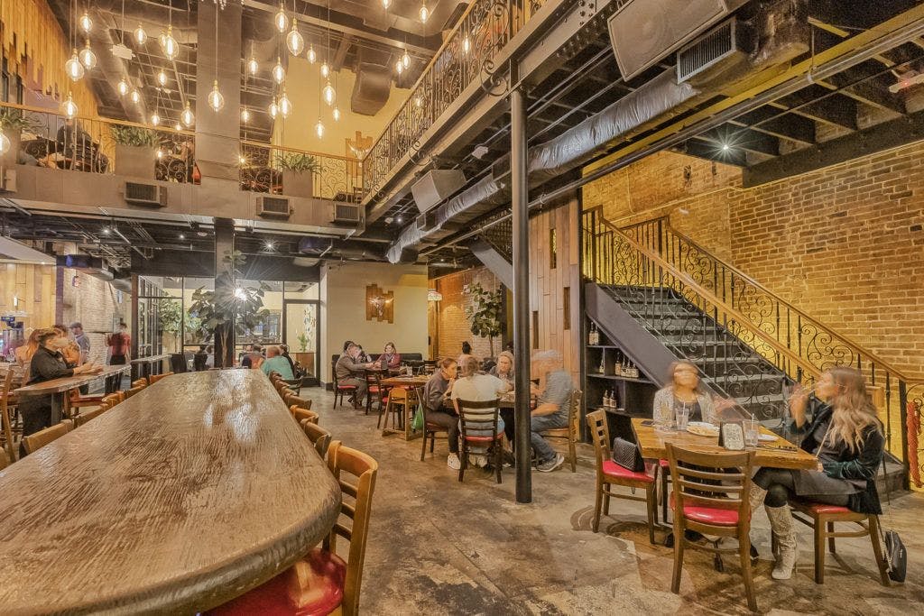 hearsay-on-the-strand-003