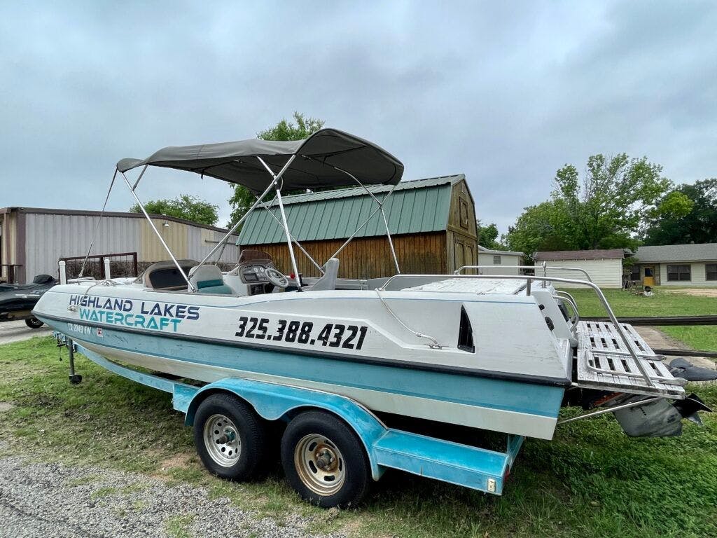 wave-chasers-boat-rentals-002